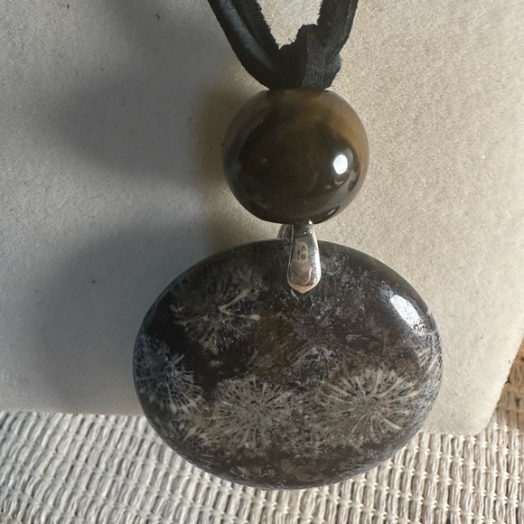 Round Black Coral Fossil Jade Pendant Necklace - Picture 8 of 11